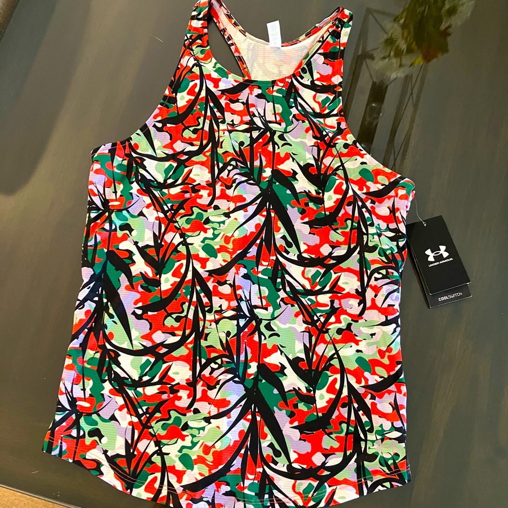 NWT Size Small Womens Under Armour Exercise Tank